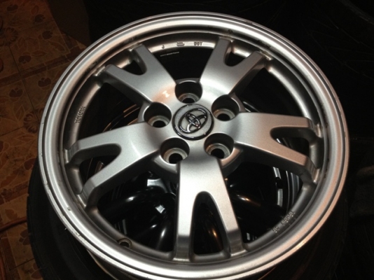 ขายแม็กซ์มือ2 Toyota prius ขอบ 15 5รู100 4 วง ราคา 3,700 บาท