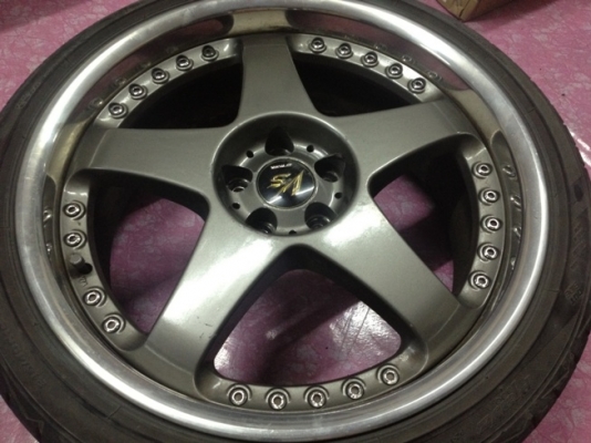 ขายแม็กซ์มือ2 ขอบ18 แท้ W WORK 5 รู100 +ยาง ราคา 11900 ถูก ขายแม็กซ์มือ2 ขอบ18 แท้ W WORK 5 รู100 +ยาง ราคา 11900 ถูก