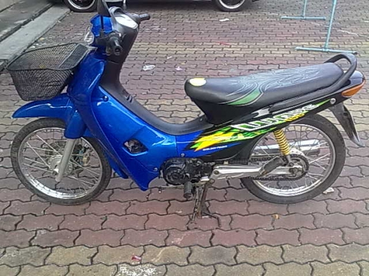 เวฟ100สตาร์มมือภาษีหมด26ก.ย.2556สีสวยมากดิส์หน้า รถกรุงเทพ