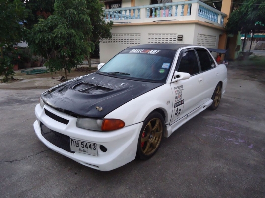 ขาย mitsubishi lancer Ecar ชุดแต่งรอบคัน+เครื่องเสียง ราคา 95,000 บาท +++++++++