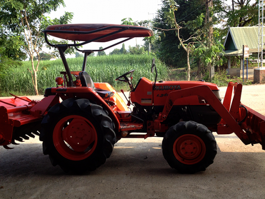 ขายด่วนรถไถคูโบต้าL3408พร้อมดันดินหน้าและโลเตอร์ลี่สนใจติดต่อ<คุณสมพงษ์ 0819136451> ขายด่วนรถไถคูโบต้าL3408พร้อมดันดินหน้าและโลเตอร์ลี่สนใจติดต่อ<คุณสมพงษ์ 0819136451>