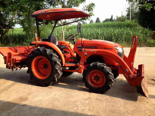 ขายด่วนรถไถคูโบต้าL3608พร้อมโลเตอร์ลี่ตราช้างและใบมีดดันดินหน้าสนใจสอบถามรายละเอียดได้ที่ คุณสมพงษ์0819136451 ขายด่วนรถไถคูโบต้าL3608พร้อมโลเตอร์ลี่ตราช้างและใบมีดดันดินหน้าสนใจสอบถามรายละเอียดได้ที่ คุณสมพงษ์0819136451