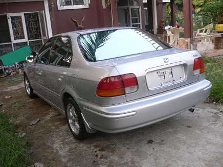 ขายรถเก๋ง Honda Civic 1.6 EXi ปี 1998 เกียร์ออโต้  ไม่เคยติดแก๊ส สีบรอนด์เงิน