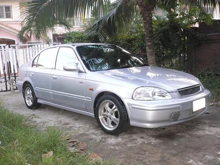 ขายรถเก๋ง Honda Civic 1.6 EXi ปี 1998 เกียร์ออโต้  ไม่เคยติดแก๊ส สีบรอนด์เงิน