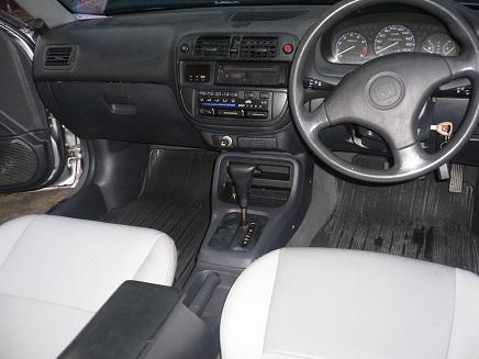 ขายรถเก๋ง Honda Civic 1.6 EXi ปี 1998 เกียร์ออโต้  ไม่เคยติดแก๊ส สีบรอนด์เงิน