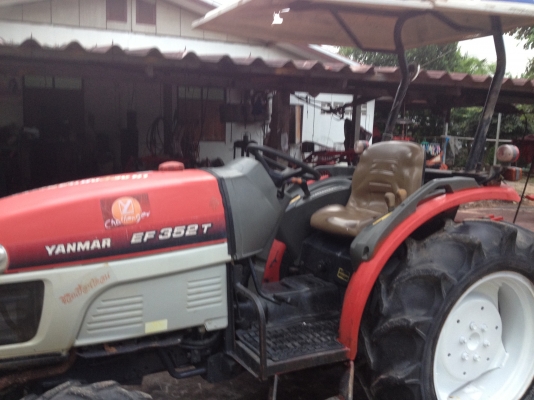 ขายด่วนรถไถยันมาร์ EF352T พร้อมโลเตอร์ลี่ รถพร้อมใช้มามี2คันให้เลือกสนใจสอบถามรายละเอียดได้ที่ คุณสมพงษ์ 081-9136451