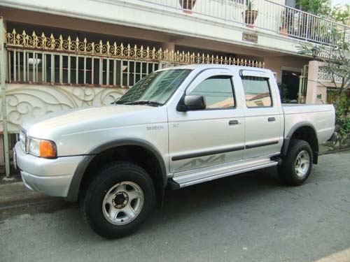 FORD RANGER 2.5 XLT DOUBLECABTURBO 4WD ตัวท๊อป แอร์แบคคู่ เอบีเอสน ปี 2001