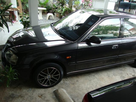 อยากขาย VERTEX ปี2544 สีเทาดำ ตัวท๊อปสุด เครื่องวีเทค 1.6 ราคาไม่แพง