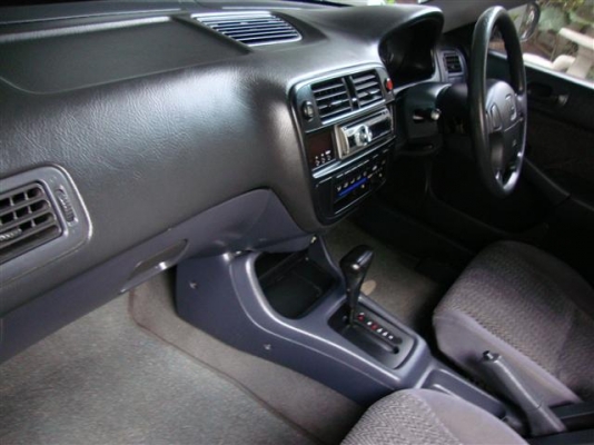 อยากขาย VERTEX ปี2544 สีเทาดำ ตัวท๊อปสุด เครื่องวีเทค 1.6 ราคาไม่แพง