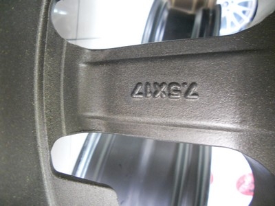 ขายแม็กมือสองTE-37 SF 17X8.0 6รู139.7 et 25ราคาถูกครับๆ