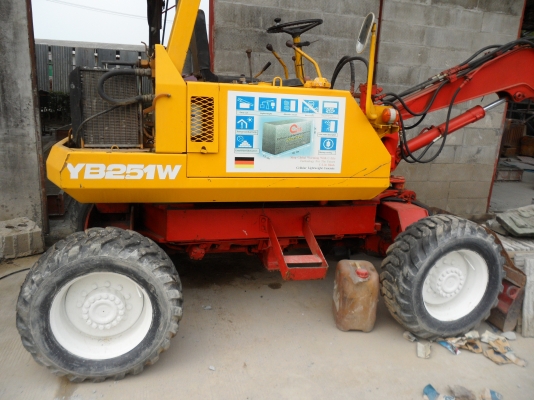 ขาย รถแบคโฮ YANMAR YB 215W ล้อยาง ขาย รถแบคโฮ YANMAR YB 215W ล้อยาง