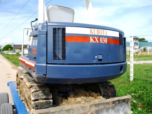 KUBOTA KH 30