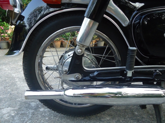 หนุ่ม ปราจีน : ขายหมูนางฟ้า C92 สตาร์ทมือ No book คับ