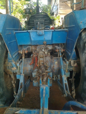 ขายรถไถ Ford 6640 NEWHOLLAND คุณ ไพรวัลย์ 085-7447991