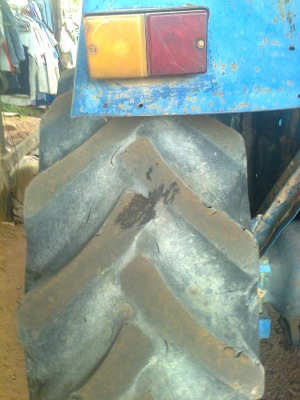 ขายรถไถ Ford 6640 NEWHOLLAND คุณ ไพรวัลย์ 085-7447991