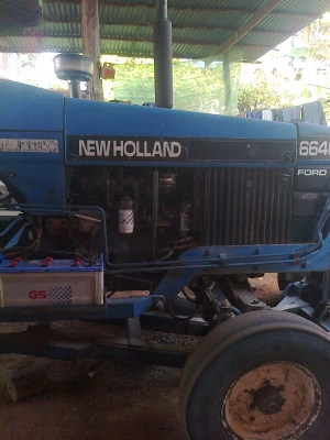 ขายรถไถ Ford 6640 NEWHOLLAND คุณ ไพรวัลย์ 085-7447991