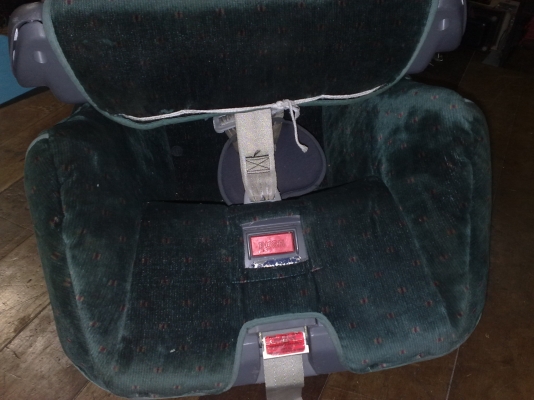 ขายเก้าอี้เด็กผ้ากำมะหยี่มีกันตก