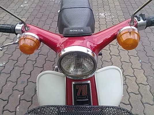 รูปในชัดๆเพียบC70KAสภาพประกวดรถปี2522พรบภาษีหมดปีหน้าพร้อมโอนรถ กรุงเทพ