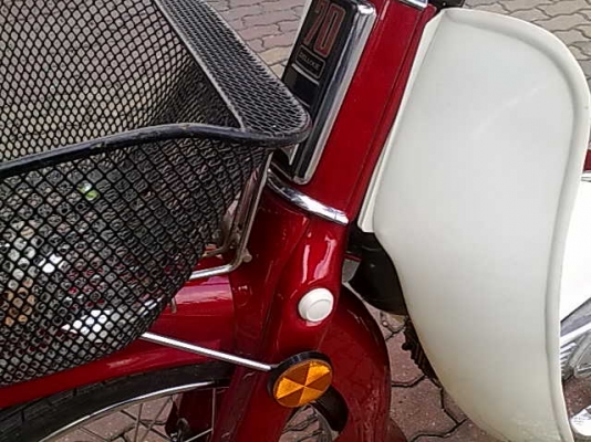 รูปในชัดๆเพียบC70KAสภาพประกวดรถปี2522พรบภาษีหมดปีหน้าพร้อมโอนรถ กรุงเทพ