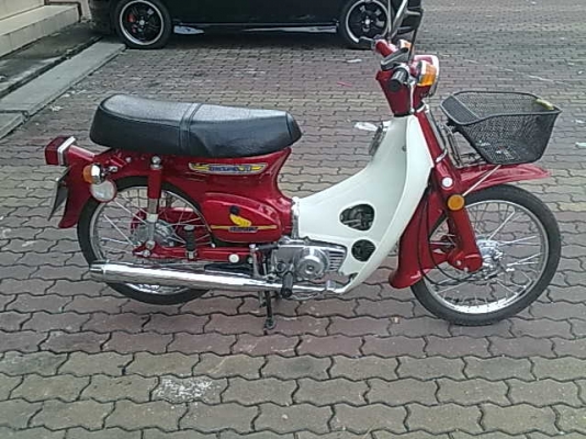 รูปในชัดๆเพียบC70KAสภาพประกวดรถปี2522พรบภาษีหมดปีหน้าพร้อมโอนรถ กรุงเทพ