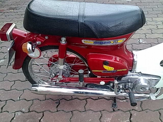 รูปในชัดๆเพียบC70KAสภาพประกวดรถปี2522พรบภาษีหมดปีหน้าพร้อมโอนรถ กรุงเทพ