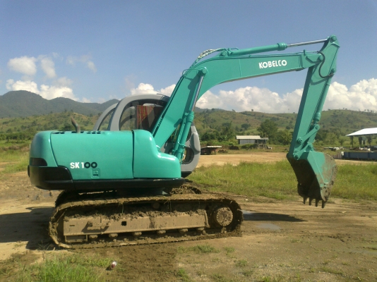 ุขายรถขุดเก่านอก KOBELCO SK100 mark V super