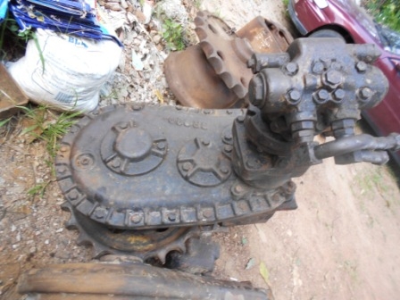 ขายตัวเดินรถเกี่ยวข้าว12มิตซู(เก่านอก)สภาพสวย ราคา 140000 บาท โทร 0850853022