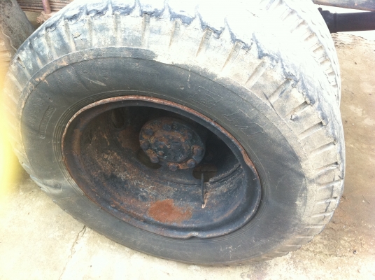 ขายรถบรรทุก 10 ล้อ 1 เพลา ดั้ม ISUZU หัวยาว ช่วงล่าง FOSO สภาพพร้อมใช้ ทะเบียนพร้อมโอน ราคาพร้อมต่อรอง