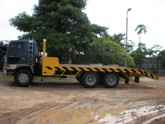 ขายรถ เทเลอร์ 10ล้อ 2เพลา สภาพสวยพร้อมใช้งานครับ