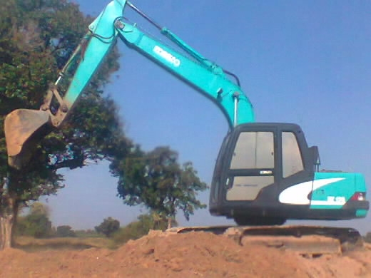 KOBELCO MARK III SK-120 สภาพสวยเหมือนเก่านอก เต็มทั้งคัน ไฟฟ้าหน้าจอขึ้นครบ ภายในสวยจัด แอร์เย็น เครื่องเดิมปั๊มพืเดิมไม่มีเยิ้ม ไม่มีโหลด ช่วงล่างเต็มประมาณ 80\% เอกสารใบอินวอยซ์ครบพร้อม