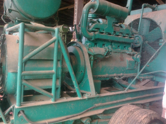 เครื่องปั่นไฟบัส 69 KVA.