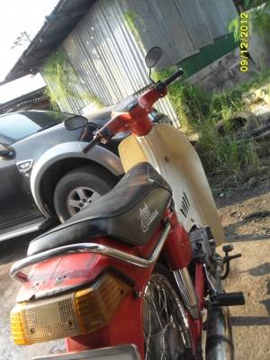 ขาย Suzuki RC Love สีแดง รถใช้งานได้ปกติ พร้อมโอน(เจ้าของขายเอง)