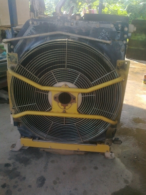 ขายหม้อน้ำพร้อมรังผึ้งแอร์+ออยน้ำมันเครื่อง  CAT รวม 4 ชิ้น