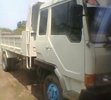 MITSUBISHI FUSO 195 HP 6D16 หกล้อดั๊มพ์ ช่วงล่างใหญ่ยาง 9.00 ขอบ 20" กระบะดั๊มพ์เหล็ก 6 ตันยาว 3.80 เมตรสภาพสวย เครื่องแรงแห้งดี ภายในสวย พวงมาลัยเพาเวอร์ เบรคทริ๊ปฟี้ คัชซีสวยไม่มีดาม เอกสารเล่มทะเบียนครบพร้อมโอน