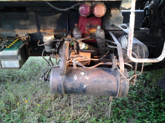 MITSUBISHI FUSO TURBO FN527 - 220 HP TF 3669 สิบมพ์ 2 เพลา เพลาบุ๋มเบรคใหญ่ กระบะดั๊มพ์เหล็ก 12 ตันของโคราช KAC มีระบบลากพ่วงให้ด้วยครับ เครื่องเดิมๆเกียร์เดิม LOW-HI 10 SPEED หัวเก๋งตาเหลี่ยมสวยไม่มีผุ พวงมาลัยเพาเวอร์ เบรคทริ๊ปฟี้ครบ ช่วงล่างคัชซีสวยไม่ MITSUBISHI FUSO TURBO FN527 - 220 HP TF 3669 สิบมพ์ 2 เพลา เพลาบุ๋มเบรคใหญ่ กระบะดั๊มพ์เหล็ก 12 ตันของโคราช KAC มีระบบลากพ่วงให้ด้วยครับ เครื่องเดิมๆเกียร์เดิม LOW-HI 10 SPEED หัวเก๋งตาเหลี่ยมสวยไม่มีผุ พวงมาลัยเพาเวอร์ เบรคทริ๊ปฟี้ครบ ช่วงล่างคัชซีสวยไม่