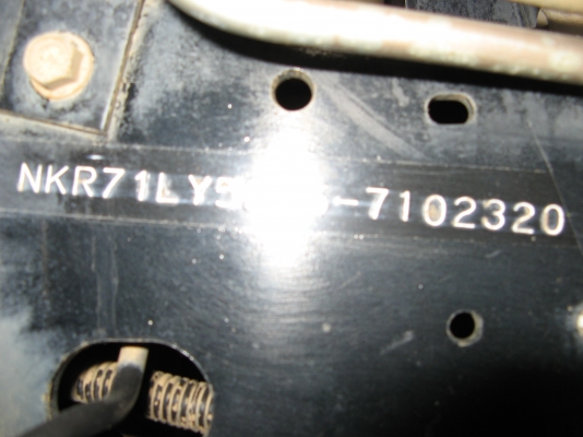 ขาย 6 ล้อ อีซูซุ NKR 130 แรง ยาว 5  ม. ปี 2006 สภาพเดิม ๆ สวยจัดกว่า 90\% เครื่องแน่น คัสซีสวยกิ๊ป สนใจชมรถก่อนได้ครับ