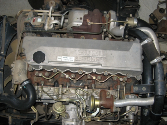 ขาย 6 ล้อ อีซูซุ NKR 130 แรง ยาว 5  ม. ปี 2006 สภาพเดิม ๆ สวยจัดกว่า 90\% เครื่องแน่น คัสซีสวยกิ๊ป สนใจชมรถก่อนได้ครับ