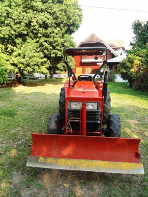 รถไถคูโบต้า L3408, 4WD,34 แรงม้า สภาพดีเยี่ยม มีดันหน้า โรตารี่ ที่ตัดหญ้า ขนาด120 ม.และผานพรวน 5x22 ของhui  ราคา 310,000 บาท