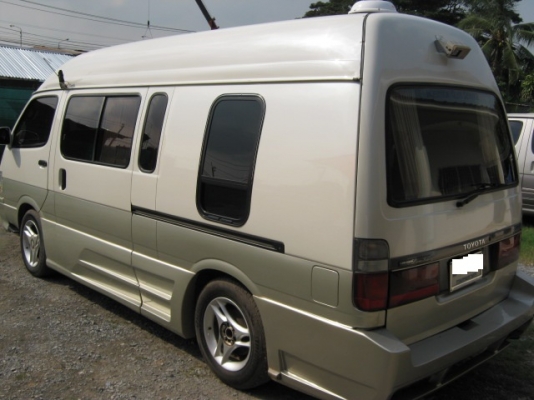 คัสตอมหลังคาสูง ปี04(2547) ประกอบนอก นำเข้ามาทั้งคัน จดทะเบียนถูกต้อง แต่งวีไอพี ต่อรองได้ครับ คัสตอมหลังคาสูง ปี04(2547) ประกอบนอก นำเข้ามาทั้งคัน จดทะเบียนถูกต้อง แต่งวีไอพี ต่อรองได้ครับ