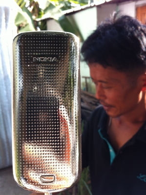 รับพ่นโครเมี่ยม และสีเงากระจกต่างๆ ทุกพื้นผิว