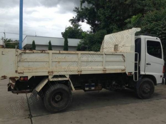 รถบรรทุก 6 ล้อดั๊มพ์ ยี่ห้อ HINO 150 แรงม้า ปี 2547 รถบรรทุก 6 ล้อดั๊มพ์ ยี่ห้อ HINO 150 แรงม้า ปี 2547
