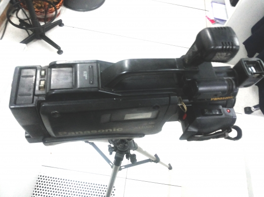 ขายกล้องถ่ายวีดีโอ PANASONIC VHS รุ่น M3000(ใช้การไม่ได้เสีย)