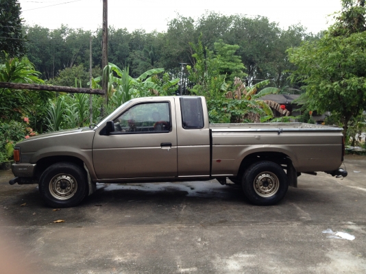 ขายรถกะบะ นิสสัน Big M