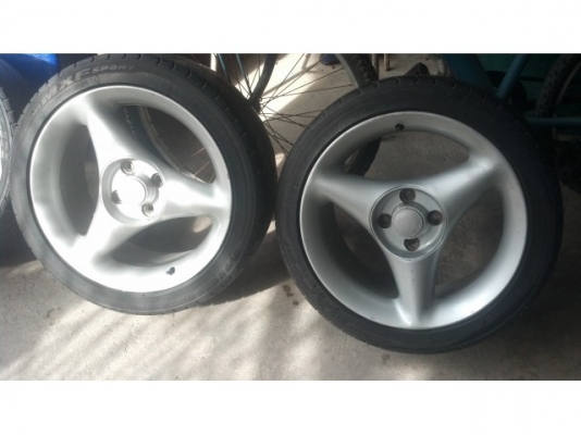 แม็กอิตาลี ขอบ 16 ขนาด 4 รู 100 แถมยาง 1 ชุด