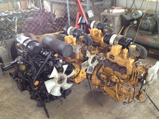 เครืองยนต์เก่าญี่ปุ่น KOMATSU 3D84 สำหรับ ใส่ PC20 หรือ PC30