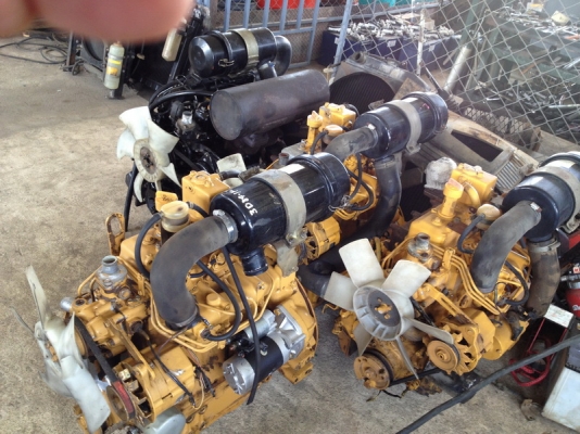 เครืองยนต์เก่าญี่ปุ่น KOMATSU 3D84 สำหรับ ใส่ PC20 หรือ PC30