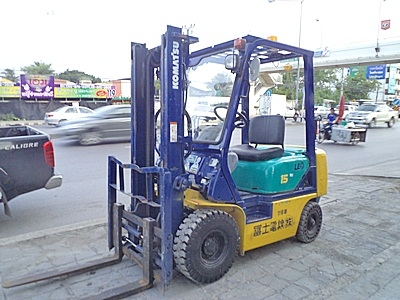 ขายรถยกโคมัสสึ 1.5 ตัน รุ่น16 เครื่องเบนซิน เกียร์ออโต้ กระบอกคู่ งาสไลด์ซ้าย-ขวา เสาสูง 3 เมตร ยางตัน พวงมาลัยเพาเว่อร์ สีเดิมจากนอก ตรวจเช็คระบบเครื่องยนต์ เบรก ครัช ไฮโดรลิกเรียบร้อยแล้ว ใช้งานได้ทันที ขายรถยกโคมัสสึ 1.5 ตัน รุ่น16 เครื่องเบนซิน เกียร์ออโต้ กระบอกคู่ งาสไลด์ซ้าย-ขวา เสาสูง 3 เมตร ยางตัน พวงมาลัยเพาเว่อร์ สีเดิมจากนอก ตรวจเช็คระบบเครื่องยนต์ เบรก ครัช ไฮโดรลิกเรียบร้อยแล้ว ใช้งานได้ทันที