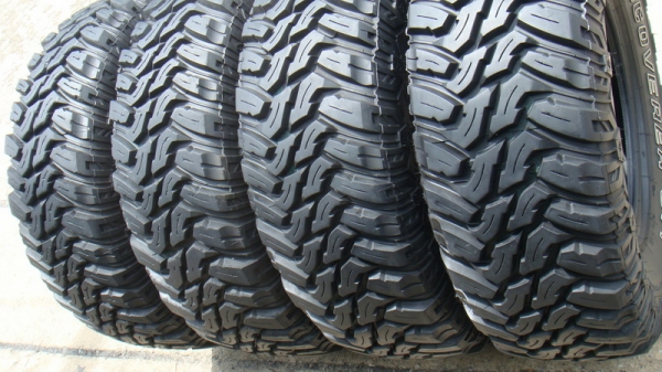 ขายยางMud Cooper Discoverer STT 265 75 r16 ปี12 กริ้บๆ ขายยางMud Cooper Discoverer STT 265 75 r16 ปี12 กริ้บๆ