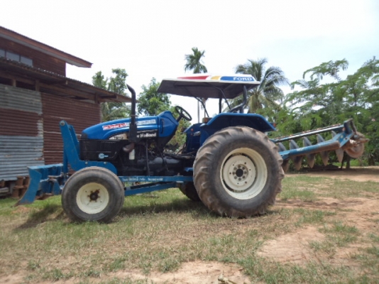 ขายรถไถฟออร์ด TB110  1เพลาสภาพสวยๆๆ พร้อมใช้งานคับ