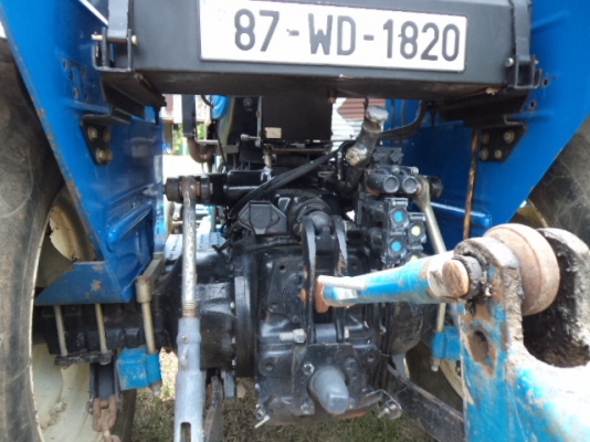 ขายรถไถฟออร์ด TB110  1เพลาสภาพสวยๆๆ พร้อมใช้งานคับ